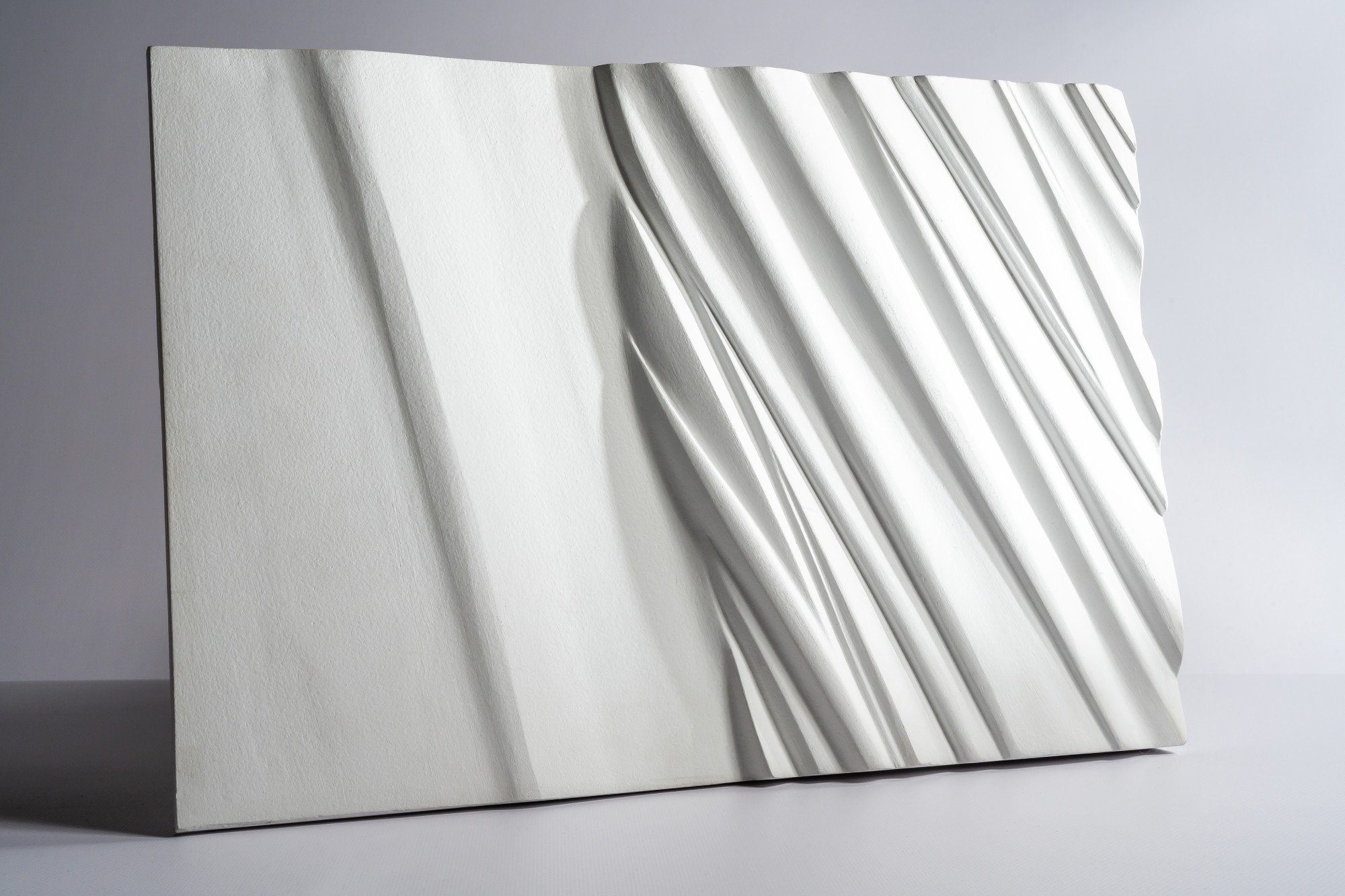 Фрагмент гипсового панно