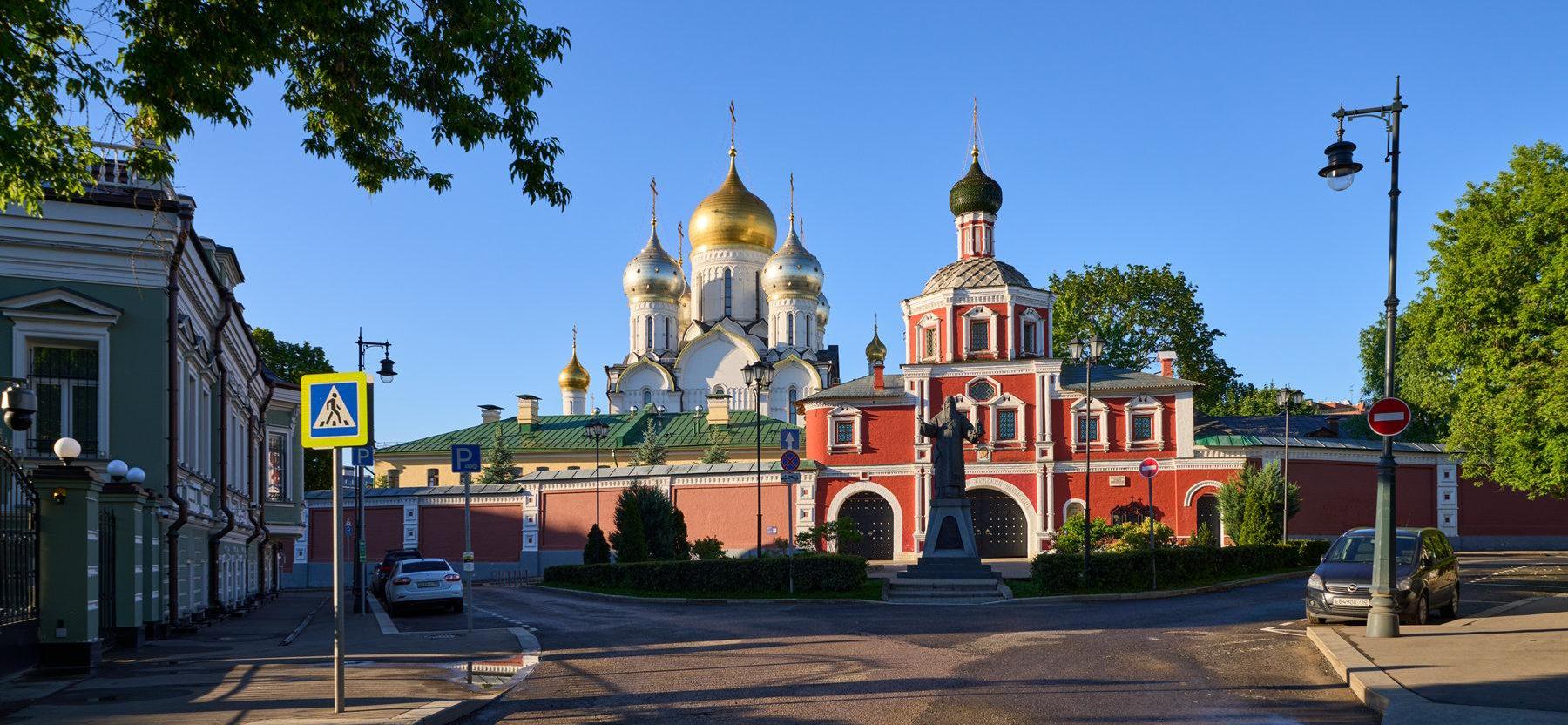 Зачатьевский монастырь