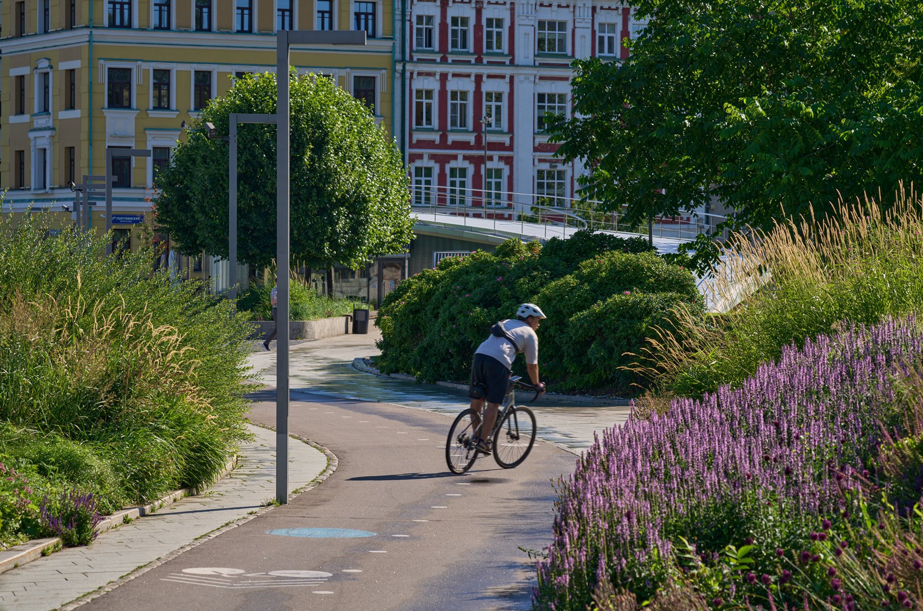 Крымская набережная